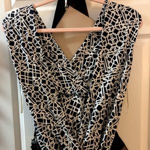 Classic wrap dress, DVF, patterned mid-length